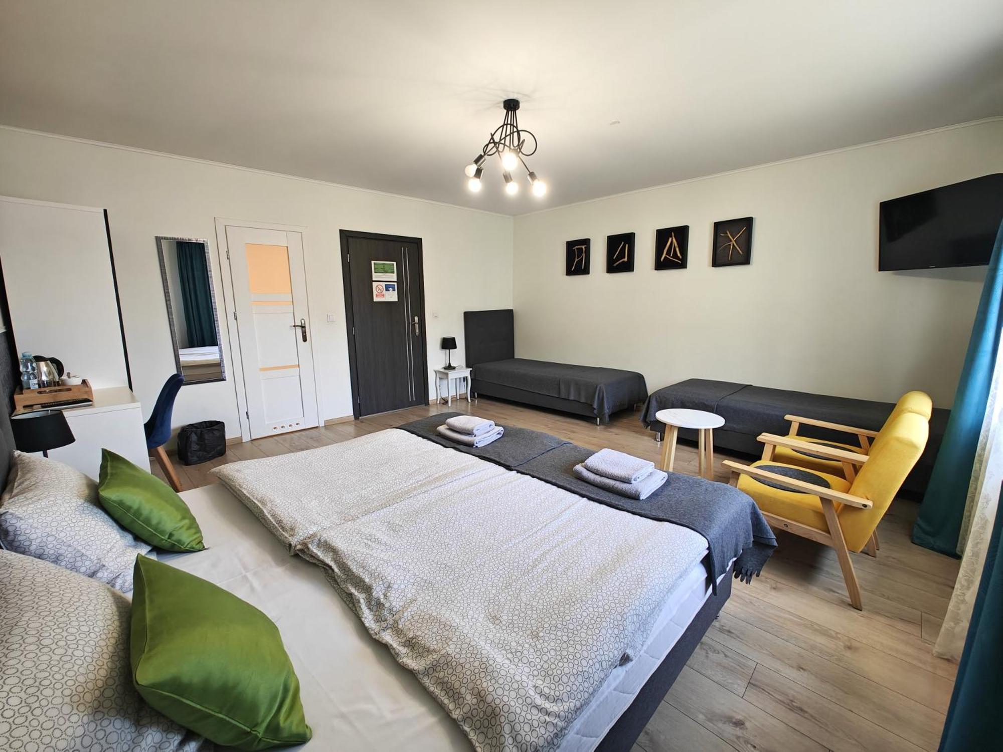 7Th Room Guest House Oswiecim Dış mekan fotoğraf
