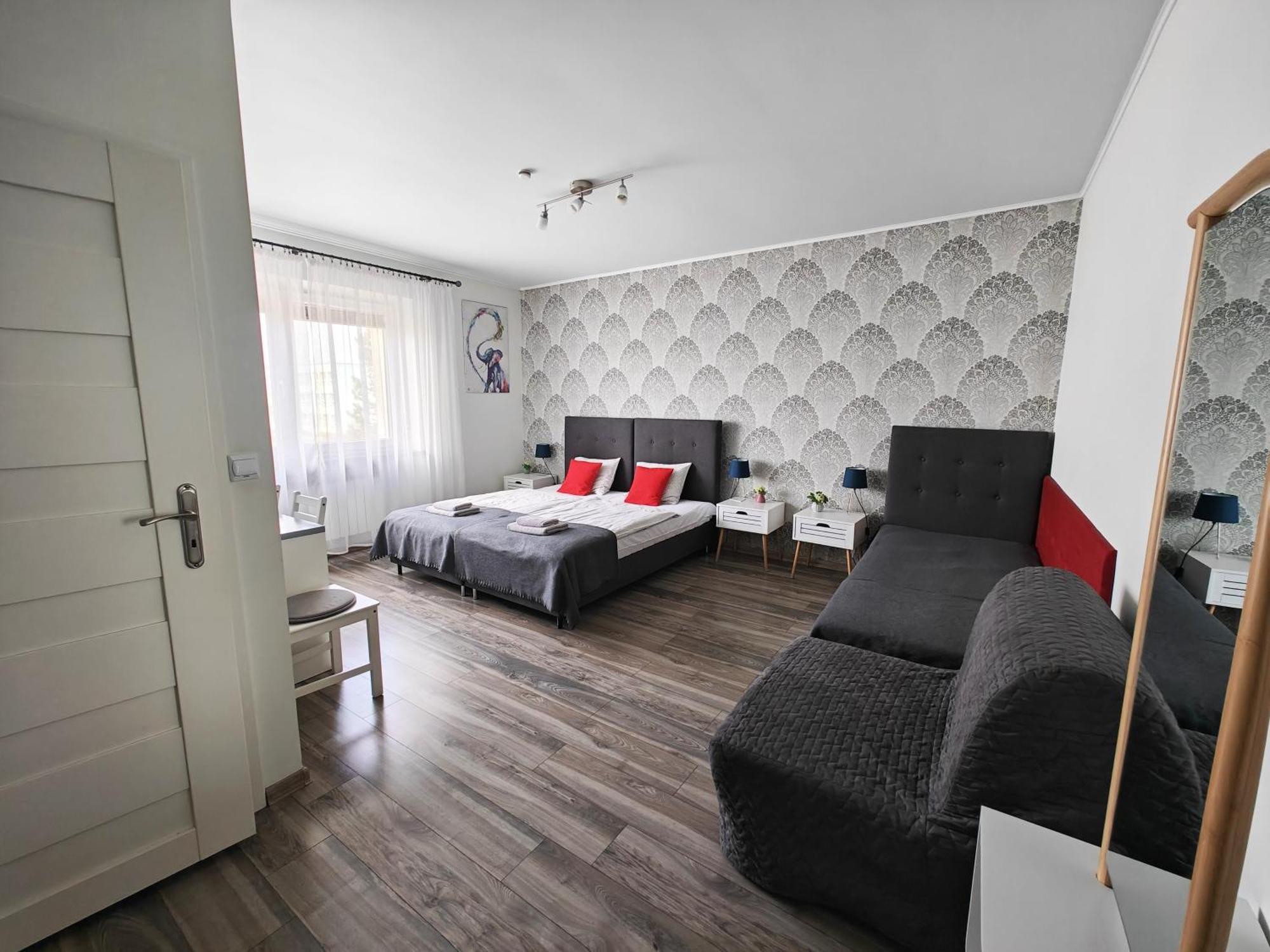 7Th Room Guest House Oswiecim Dış mekan fotoğraf